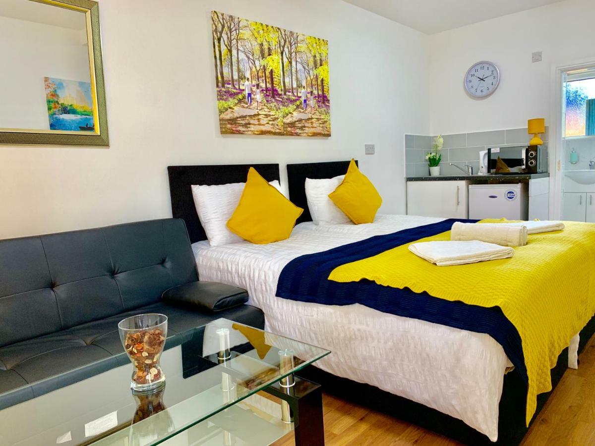 London Studio Apartments, Private Bathrooms And Parking Ilford Exterior foto
