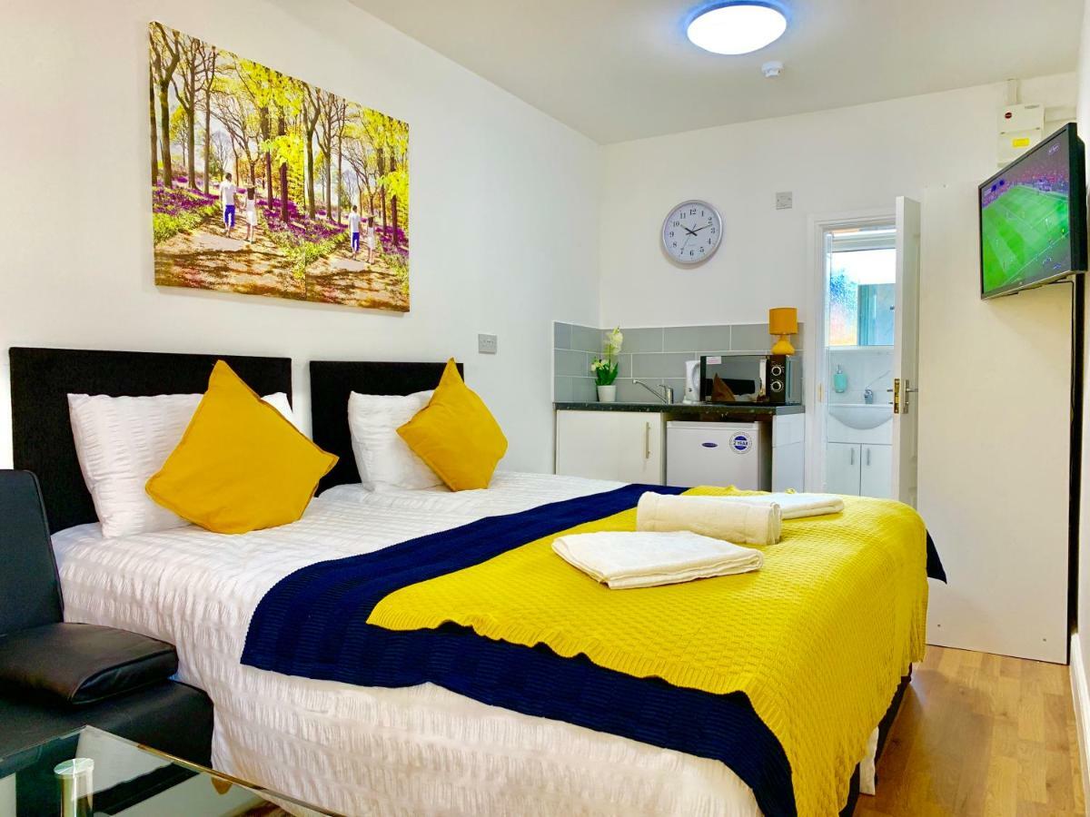 London Studio Apartments, Private Bathrooms And Parking Ilford Exterior foto
