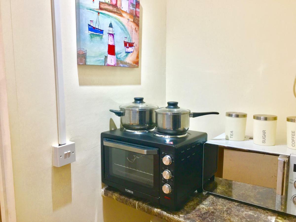 London Studio Apartments, Private Bathrooms And Parking Ilford Exterior foto